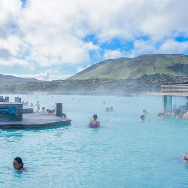 Things to Bear in Mind When Visiting the Blue Lagoon as a Family