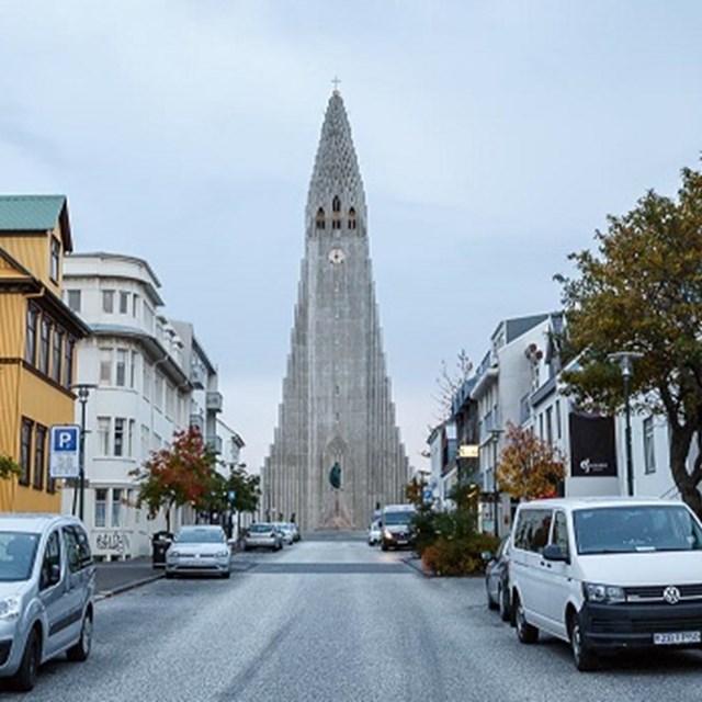Parking in Reykjavík - Where Can I Park and Is It Free?