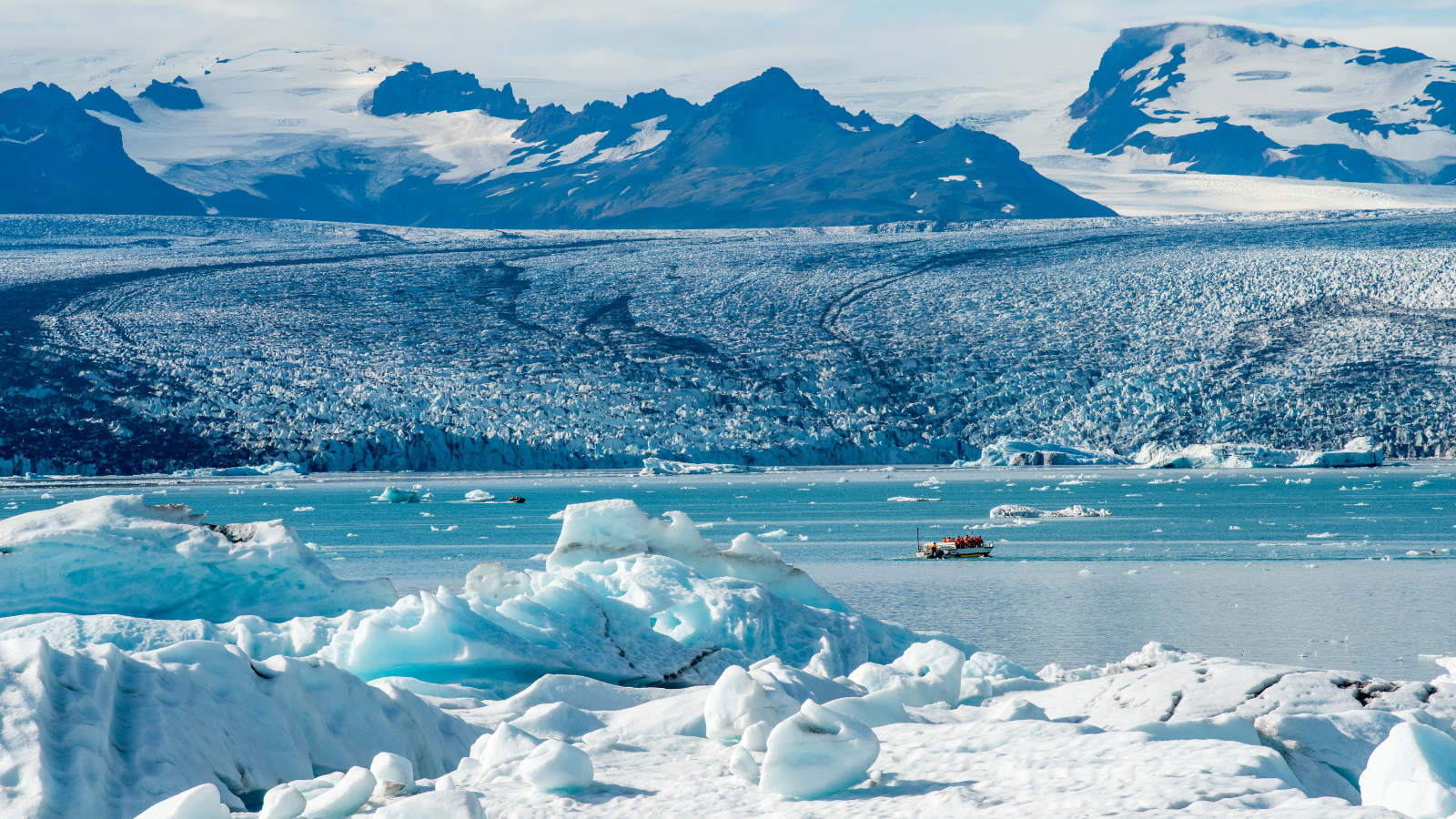 Vatnajökull glacier at Jokulsarlon in Iceland.