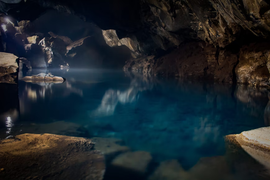 Grjótagjá caves and geothermally heated pools.